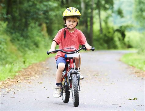 Be Safe On The Bike 5 Ways To Get Your Kids To Wear Helmets