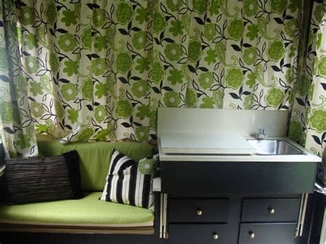 Transform your travel trailer or rv into the perfect getaway for your family. pop up trailer | Camper: Decorating Ideas | Pinterest