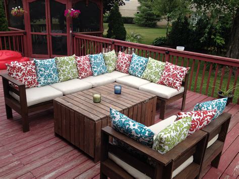 Astounding 25 Best And Amazing Diy Outdoor Furniture Ideas