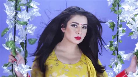Punjabi Singer Jasmine Sandlas Wallpaper 37815 Baltana