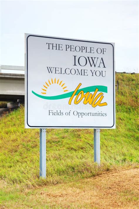 The People Of Iowa Welcome You Sign Stock Photo Image Of Border