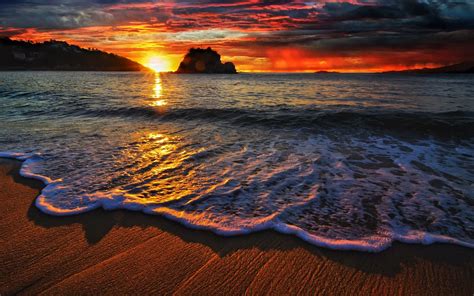 Free 7 Best Beach Sunset Desktop Wallpapers In Psd Vector Eps