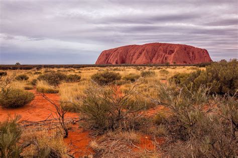 Journey to the Red Center of Australia | Earth Trekkers