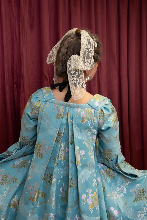 1745 Robe A La Francaise 18th Century Fashion Fashion Fashion Outfits
