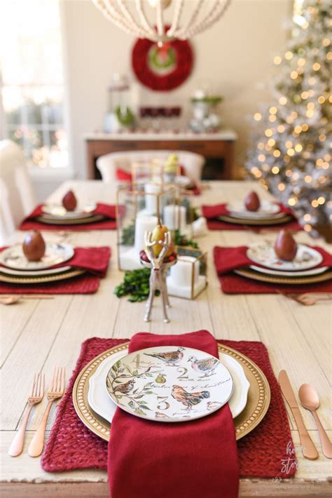 20+ Christmas Table Setup