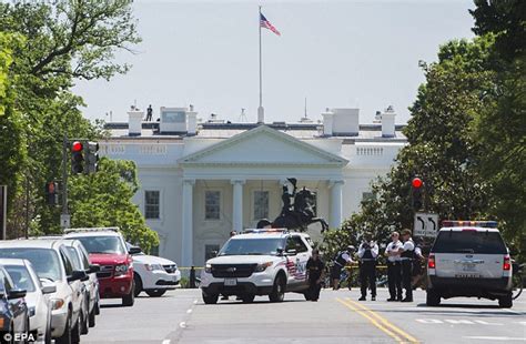 Man Detained For Trying To Fly Drone Over White House Daily Mail Online