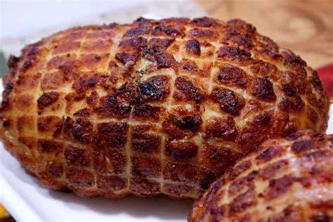 How to make a boneless turkey roast: Smoked Boneless Turkey Breast for Thanksgiving