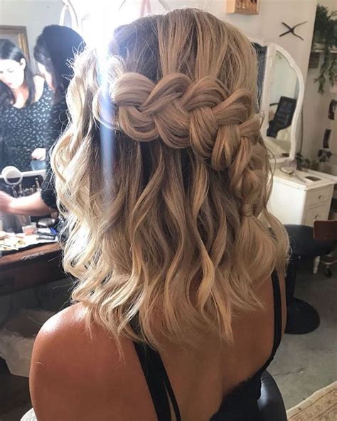 We Love This Giant Braided Half Up Hairstyle By Faye From