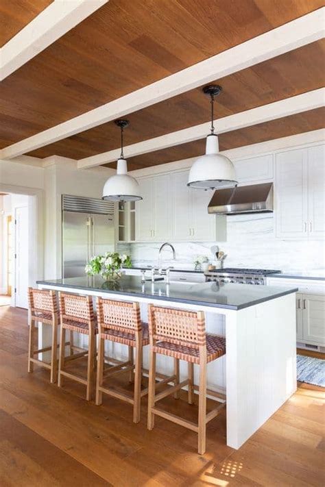 This coffered ceiling pattern kit uses the classic xl 90 intersection fitting from our modular shallow beam product line in a repeating pattern (like tile) to create a low profile, decorative ceiling molding treatment. 101 Awesome Ceilings with Beams (Photos) - Home Stratosphere