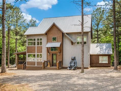 A beautiful vacation rental or cabin in vacationing in ruidoso is perfect for groups of all kinds. Awesome Cabins in Broken Bow OK for Large Groups - Let's ...