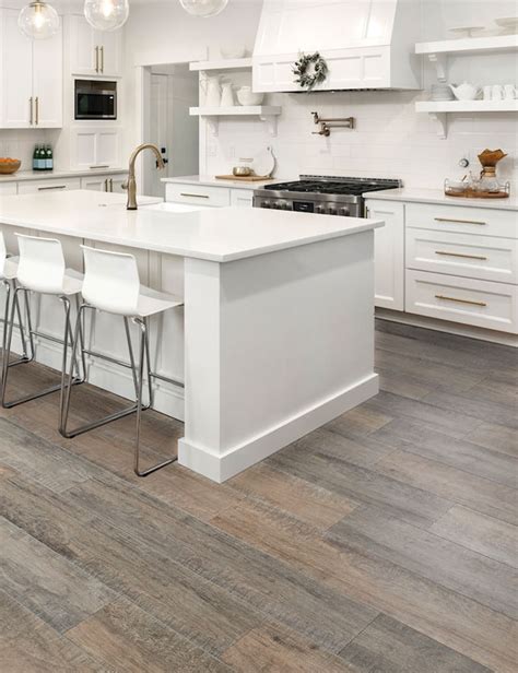 Upgrade your flooring with the best flooring installation service in niagara falls. Laminate Flooring - J and L Flooring in Niagara Falls, Canada