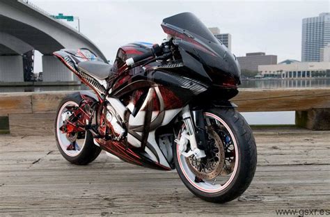 Suzuki engineers have played around with the engine but instead of seeking peak performance they have tried to make the engine more user friendly by increasing low to. Suzuki GSXR 600 2008 tuning a doble cara | Motocicletas Suzuki
