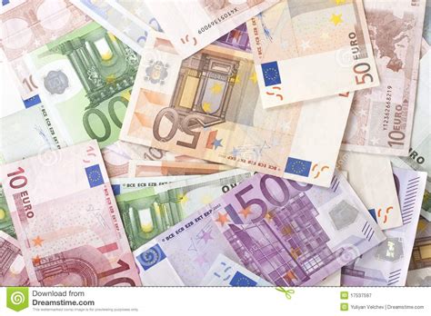 Les billets de 500 euros continuent d'avoir cours légal. Euro billets de banque image stock. Image du note ...