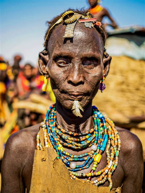 Photographer Captured The Beauty Of Tribal Women In Ethiopia Demilked