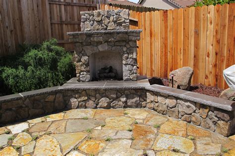 Pin By Jolanta Kruczek On For The Home Backyard Fireplace Outdoor