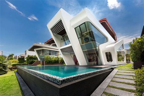 Voorbeelden van bijvoorbeeld design villa's, modern wonen en klassiek wonen vind je op de site terug. One of a Kind Modern Residential Villa in Singapore ...