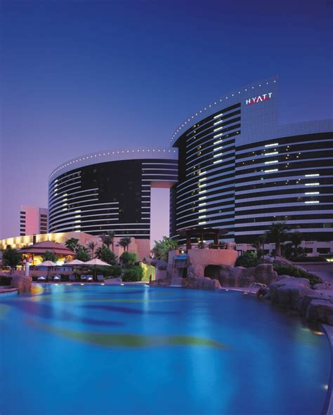 Grand Hyatt Hotel Dubai Uae Dpa Lighting Consultants Right Light