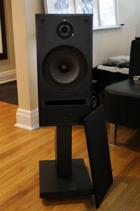 Great savings & free delivery / collection on many items. Linn Helix LS-150 speakers with dedicated stands For Sale - Canuck Audio Mart