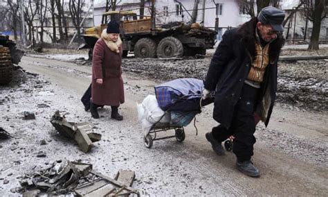 What Should Putin Do About The War In Ukraine Learn From Lenin Ukraine The Guardian
