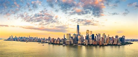 Panorama Aéreo Del Skyline De La Ciudad De Nueva York Al Atardecer Foto
