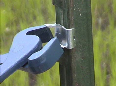 How to install a tee post clip. T-Post Lay-Down and Permanent Clip Fencing Tool