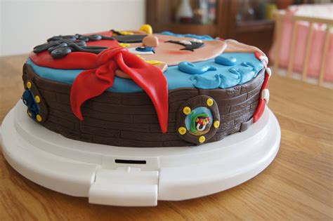 • 100 g schokolade • 100 g sahne Geburtstag-Kinder » zufrieden, Piratenkuchen