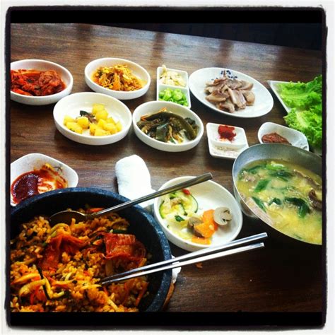 Meat / offal 'gogi / naejang' gopchang gui* (small beef intestines) galbi gui (pork or beef short ribs) Healthy Korean Food | Must Try Healthy Recipes | Pinterest
