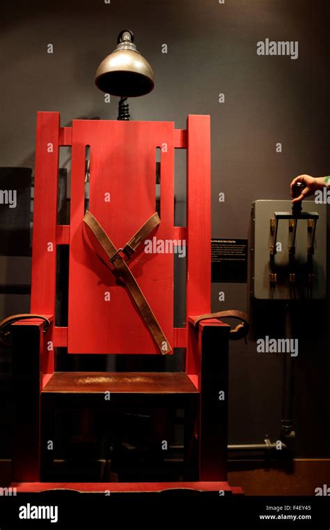 Electric Chair Hi Res Stock Photography And Images Alamy