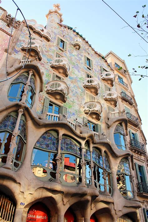 Gaudis Casa Batlló The Fascinating House With Almost No Straight