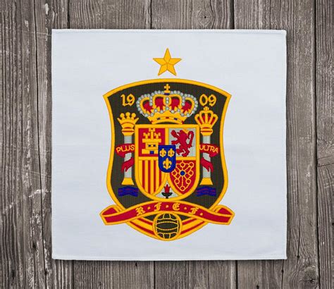 How to draw the chicago fire logo (mls team). Embroidery design Spain National Football Team Logo