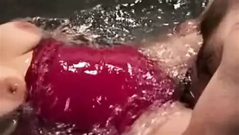 Vidéos Porno Gratuites Sexe Dans Le Bain À Remous Xhamster