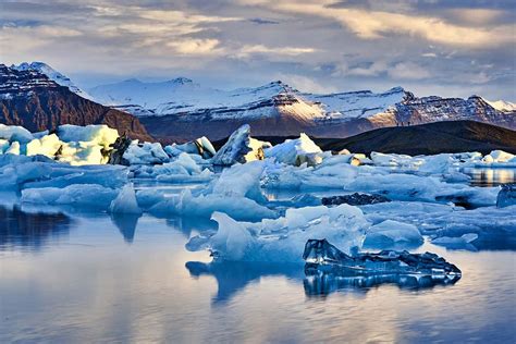 Cruise Jokulsarlon Glacial Lagoon When And How To See It