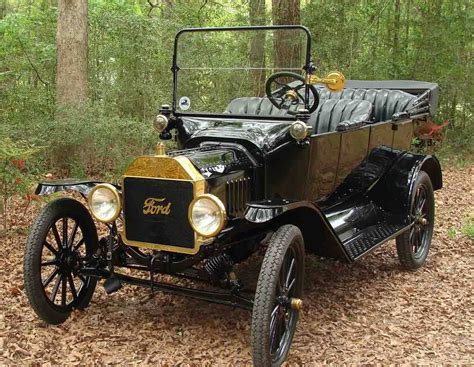 Early 1916 Ford Model T Ford Models Old Classic Cars Classic Cars