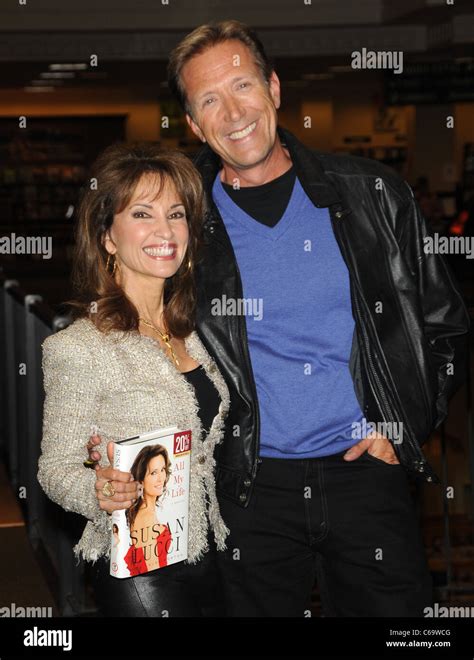 Susan Lucci Walt Willey At In Store Appearance For Susan Lucci All My