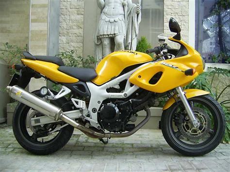 The suzuki sv650 and variants are street motorcycles manufactured since 1999 for the international market by the suzuki motor corporation. 1999 Suzuki SV650 - Photo by BikeFinder.co.za