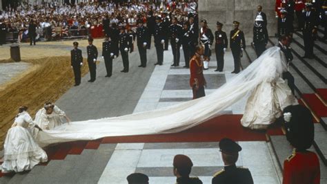 The Truth About Princess Dianas Wedding Veil