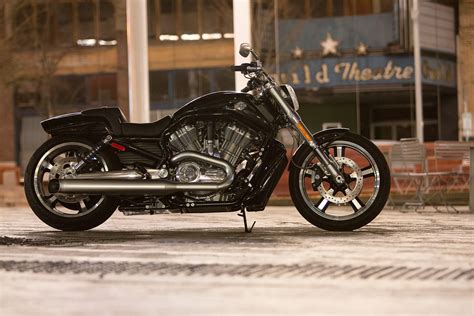 Harley Davidson V Rod Muscle 2017 2018 Specs Performance And Photos