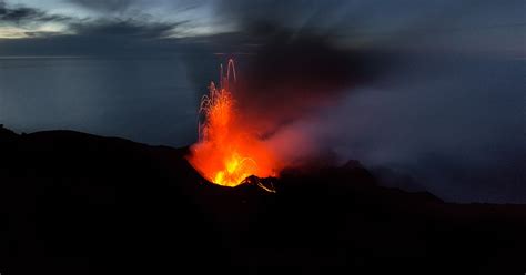 Il Vulcano Che Non Dorme Mai La Ricerca Su Stromboli Il Bo Live Unipd