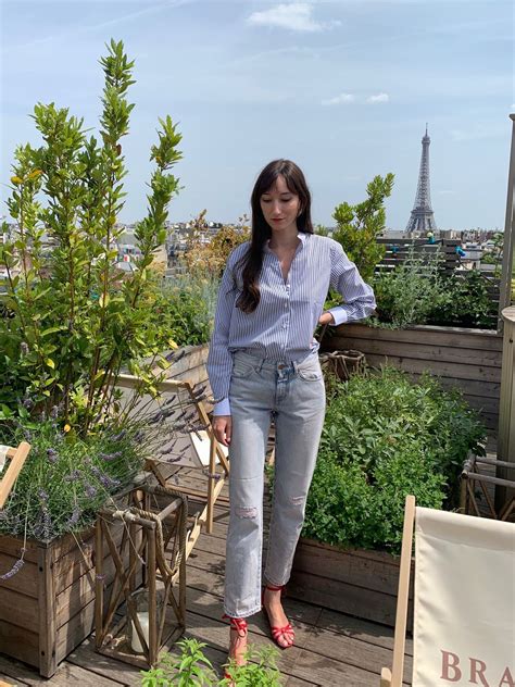 7 French Girl Style Rules to Live (and Shop) By