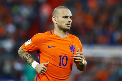 The official page of wesley sneijder. Nice bevestigt: akkoord met Wesley Sneijder | Sportnieuws