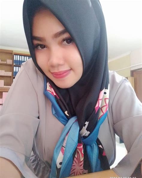 Koleksi Foto Jilbab Cantik Yang Berprofesi Pegawai Pns Di Instagram Terbaru Malaya Pict