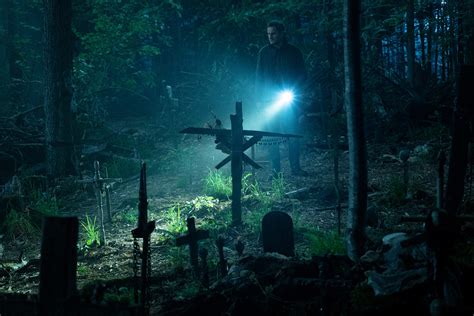 Pet Sematary Movie Review Stephen Kings Classic Comes Back To Life