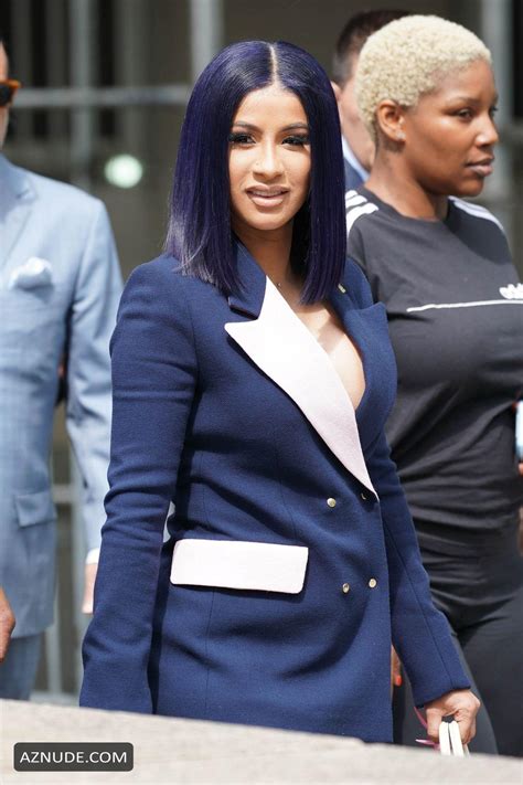 Cardi B Sexy Rapper Dealing With Legal Issues In Connection With A