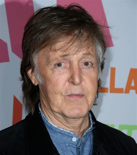 James paul mccartney was born on 18 june 1942 at walton hospital in the walton area of liverpool, where his mother, mary patricia (née mohin), had qualified to practise as a nurse.his father, james (jim) mccartney, was absent from his son's birth, due to his work as a volunteer firefighter during world war ii. Paul McCartney | Doblaje Wiki | Fandom