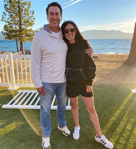 Rob Riggle Dating Former Contestant From His Show Holey Moley