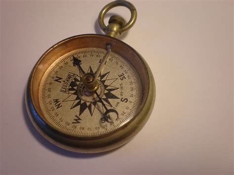 Vintage Antique Compass 1915 Beautiful Condition