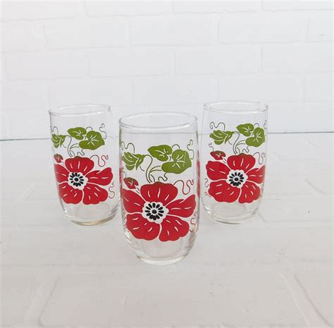 Vintage Red Flower Drinking Glasses Retro Kitchen Red And Etsy Red Flowers Drinking Glasses