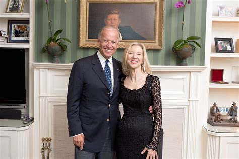 Marriage life of amy gutmann. Vice President Joe Biden with Penn President Amy Gutmann ...