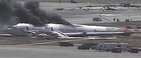 News New Footage Emerging Of Asiana Oz214 Boeing 777 200 Crash At Sfo In 2013