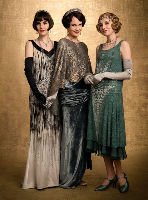 A Downton Abbey Halloween Costume For Every Mood Refinery29 Downton